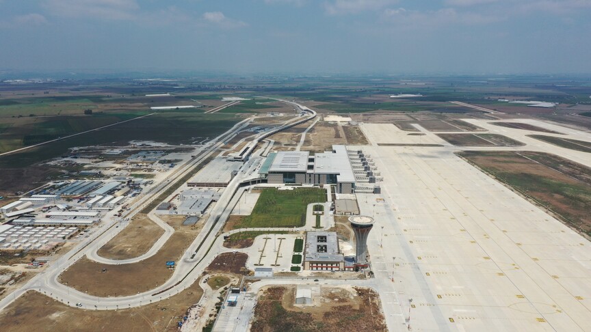 Çukurova Uluslararası Havalimanı’nın iki yıllık yolcu sayısı 10 milyon 570 bini aştı haber görseli