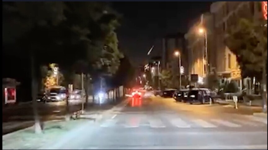 Büyükçekmece ve Esenyurt'ta meteor yağmuru araç ve cep telefonu kameralarında haber görseli