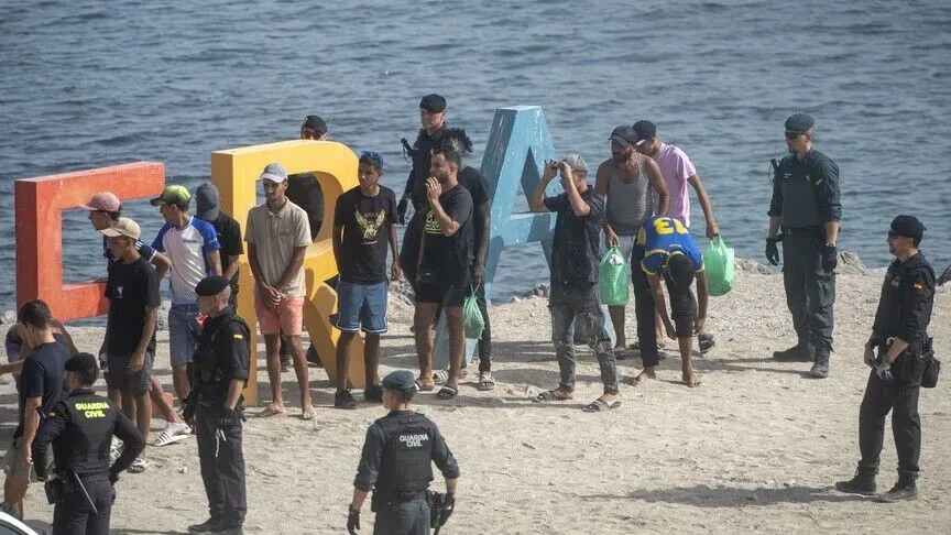 Danimarka paralajmëron masa kufitare nëse vazhdon fluksi i emigrantëve nga Ceuta e Spanjës