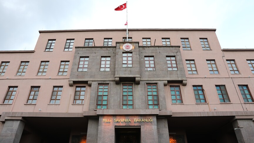 MSB: F-16 uçağımız, eğitim uçuşu sırasında Yalova'da kaza kırıma uğramış, pilotumuz atlayarak kurtulmuştur haber görseli