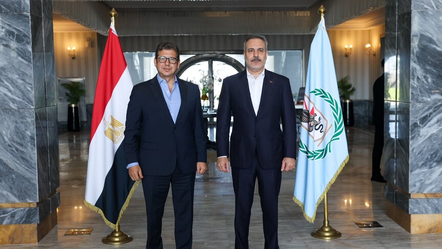 فيدان يجري مباحثات مع رئيس جهاز المخابرات العامة المصرية