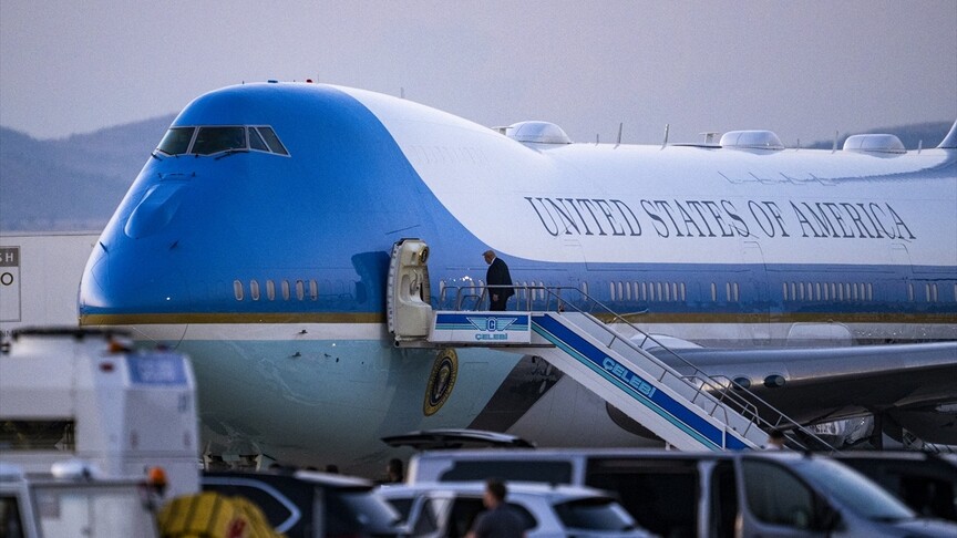 Trump'ın uçağını değiştirmesine neden olan İsrail kaynaklı "İran tehdidi" istihbaratı sorgulanıyor haber görseli