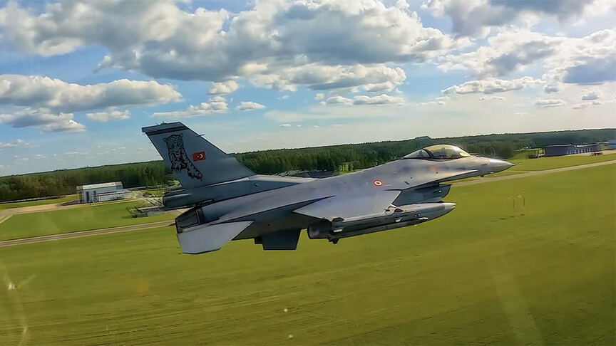 Türk Hava Kuvvetleri NATO görevi kapsamında Estonya'da "hava polisliği" yapıyor haber görseli