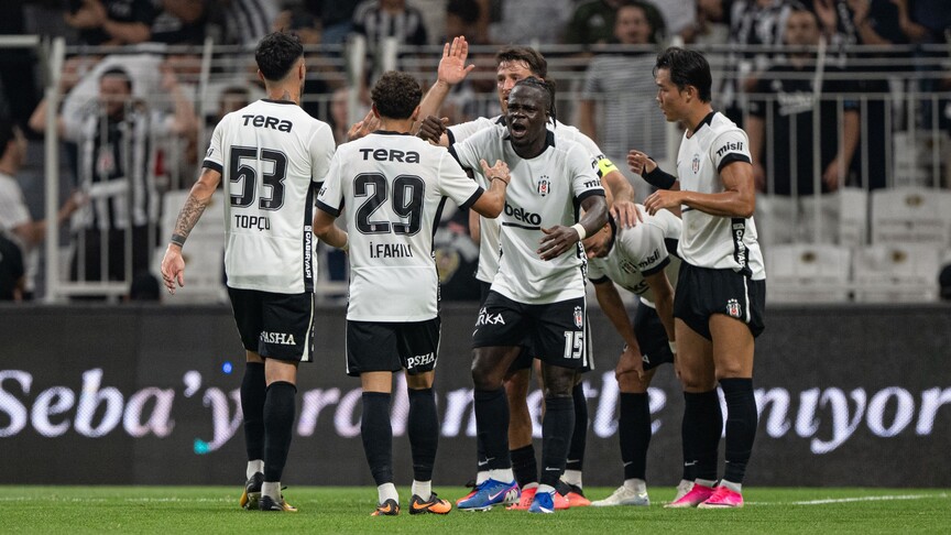 Beşiktaş, Süper Lig'e sahasında iyi başlıyor haber görseli