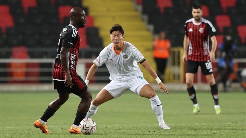 Gaziantep FK, evinde Corendon Alanyaspor ile 1-1 berabere kaldı haber görseli
