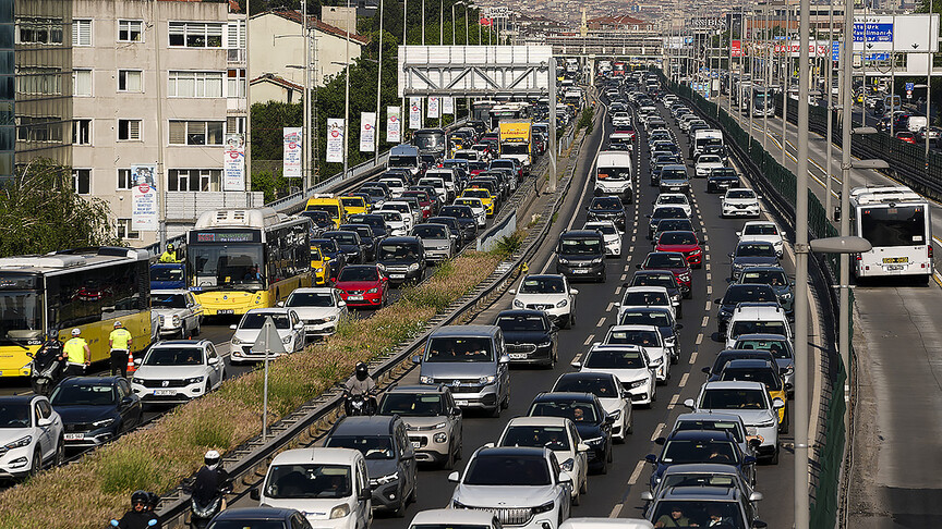 Trafik ve kasko sigortasında yılın ilk yarısında ödenen tazminat 145 milyar lirayı aştı haber görseli