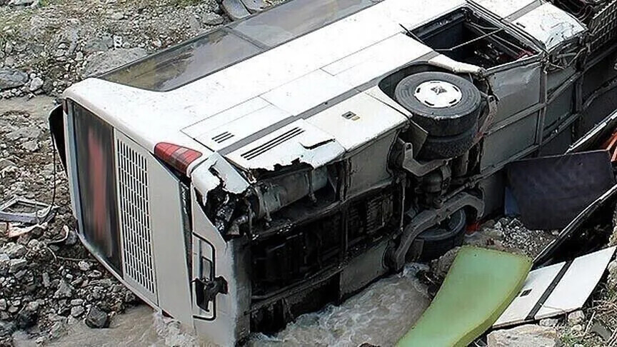 Përmbyset një autobus turistik në Hungari  të paktën 12 të vdekur dhe 10 të plagosur