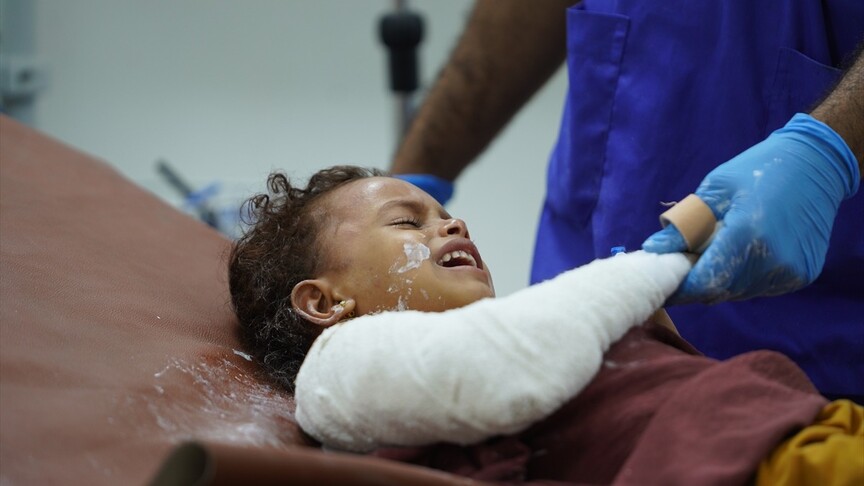 Yemen’de İran destekli Husiler, Marib ve Muha kentlerine saldırı düzenledi haber görseli