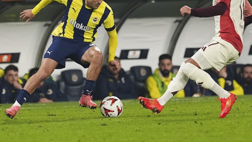 Fenerbahçe, Şampiyonlar Ligi play-off turu ilk maçında Olimpik Lyon'u konuk edecek haber görseli