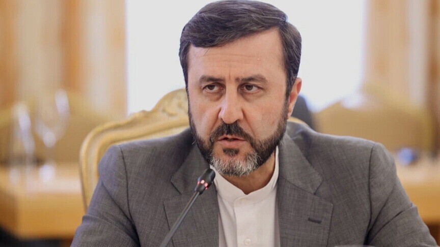 إيران: قريبا سنصحح أوهام ترامب بشأن مضيق هرمز