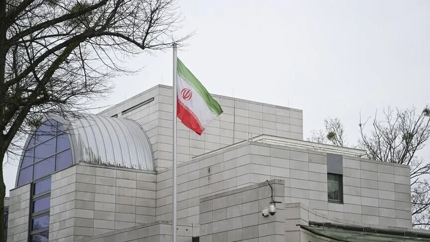 Irani dëbon dy diplomatë francezë me pretendimin për  aktivitete të paligjshme 