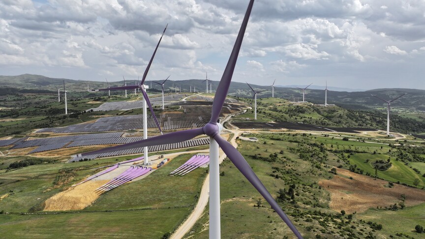 Türkiye'nin elektrik kurulu gücündeki son bir yıldaki artışın yüzde 88'i yenilenebilir kaynaklardan geldi