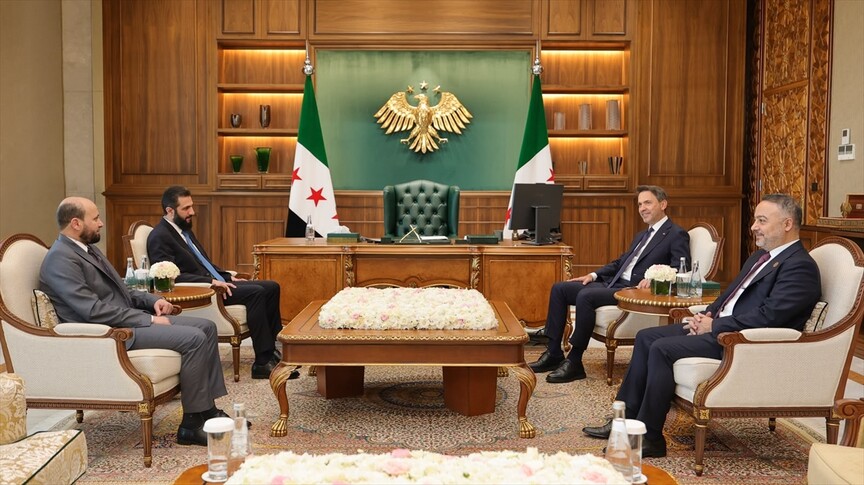 الرئيس السوري يبحث مع وزير الطاقة التركي سبل تعزيز التعاون