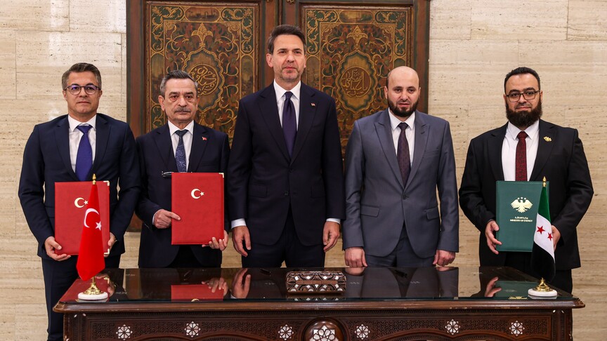 تركيا وسوريا توقعان مذكرة لتطوير الشراكة الاستراتيجية في التعدين