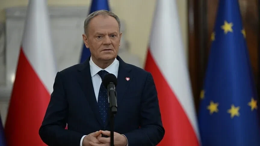 Kryeministri polak kundërshton referendumin për pezullimin e pjesëmarrjes në pjesë të zonës Shengen