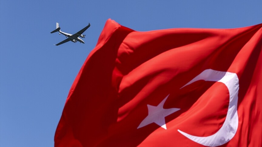 Gölcük semaları TEKNOFEST Mavi Vatan kapsamındaki uçuş gösterileriyle renklendi haber görseli