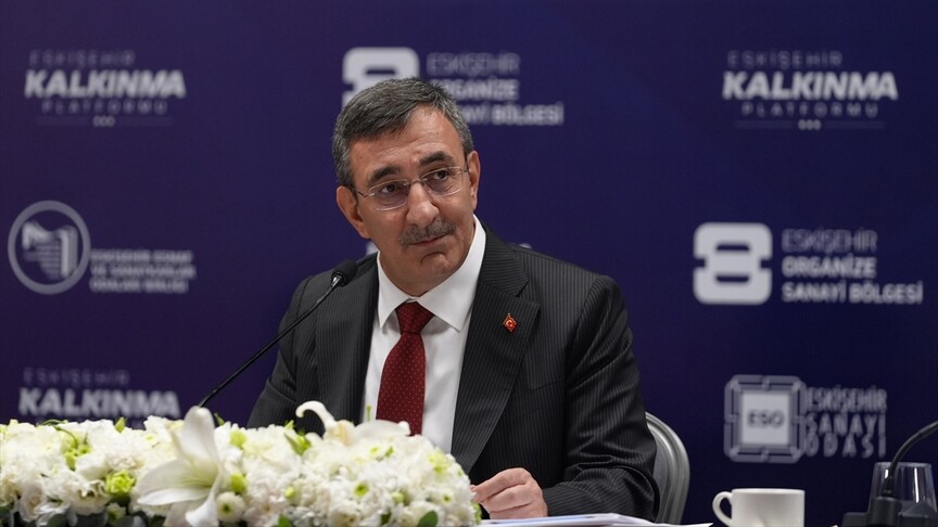Cumhurbaşkanı Yardımcısı Yılmaz: Sulama yatırımlarını ciddi ölçüde artırmış durumdayız haber görseli