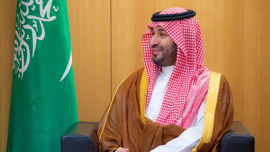 ولى عهد السعودية يزور فرنسا الأحد ويبحث مع ماكرون قضايا إقليمية واقتصادية