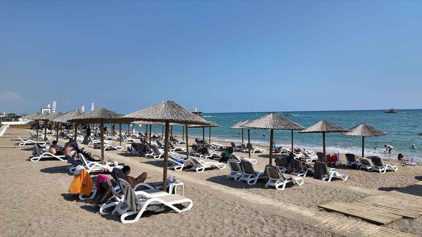 Antalya'ya gelen yabancı turist sayısı 10 milyonu aştı haber görseli