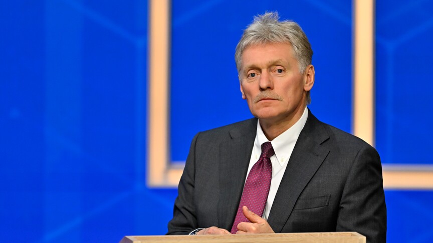 Kremlin Sözcüsü Peskov: İngiltere, Ukrayna krizinin barış sürecini engellemek için düzenli adımlar atıyor haber görseli