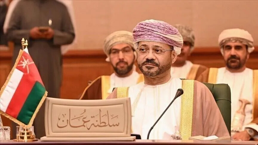 وزير الخارجية العماني يزور طهران الثلاثاء لبحث التطورات الإقليمية