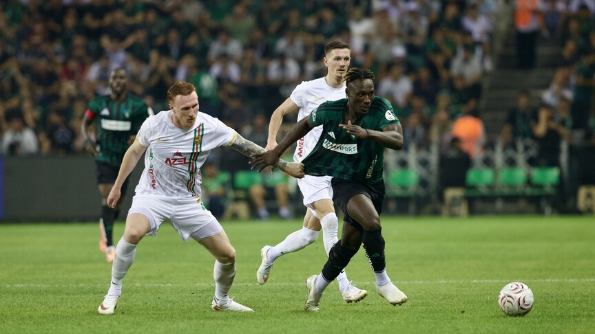 Kocaelispor, konuk ettiği Amed Sportif Faaliyetler'i yendi haber görseli