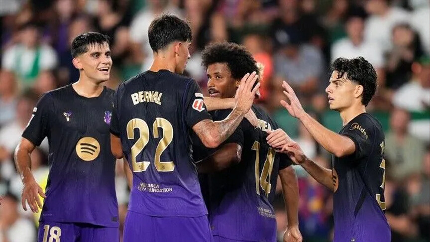 قدم.. برشلونة يستهل حملة الدفاع عن لقب الليغا بخماسية في شباك إلتشي