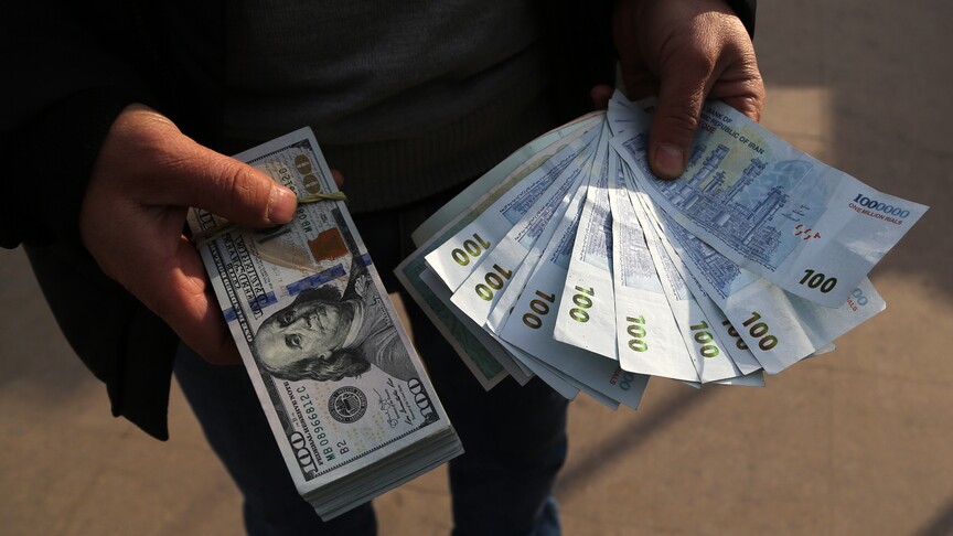 İran Merkez Bankası Başkanı, temel ürünler ve ilaç için döviz tedarikinde sorun yaşamadıklarını söyledi haber görseli