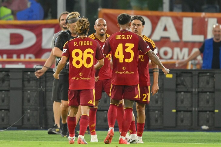 قدم.. ديبالا ومالين يتألقان بفوز روما على فيورنتينا برباعية