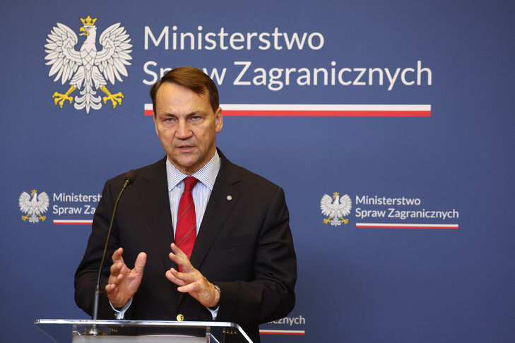 Ministri i Jashtëm polak  Polonia dhe Ukraina nuk do të jenë më kurrë koloni ruse