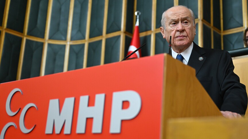 MHP Genel Başkanı Bahçeli: Anadolu'yu Devlet-i ebed müddet şiarıyla yurda dönüştüren ecdadımızı hürmetle yad ediyorum haber görseli