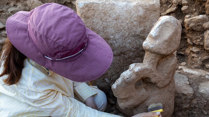 11,000-year-old sculpture of human figure riding leopard found in Türkiye