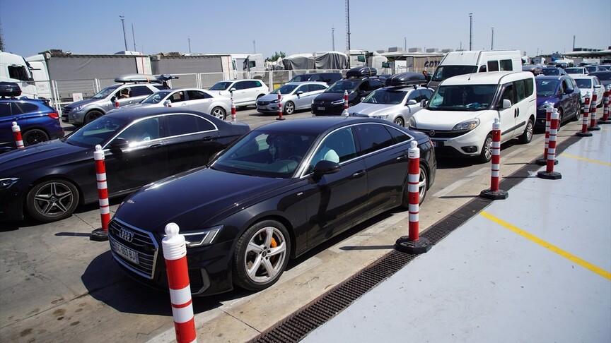 Dönüş yolundaki gurbetçiler sınır kapılarındaki önlemlerden memnun