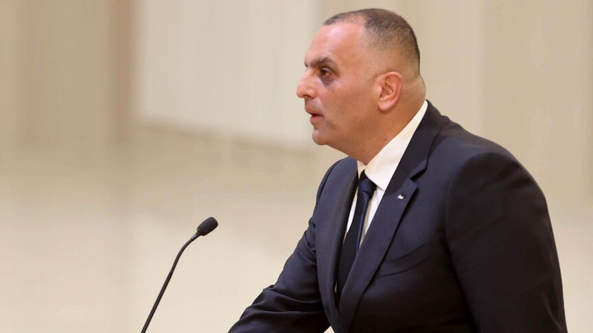 İsrail, Kudüs İşleri Bakanı Avar'ı bir hafta içinde ikinci kez gözaltına aldı haber görseli