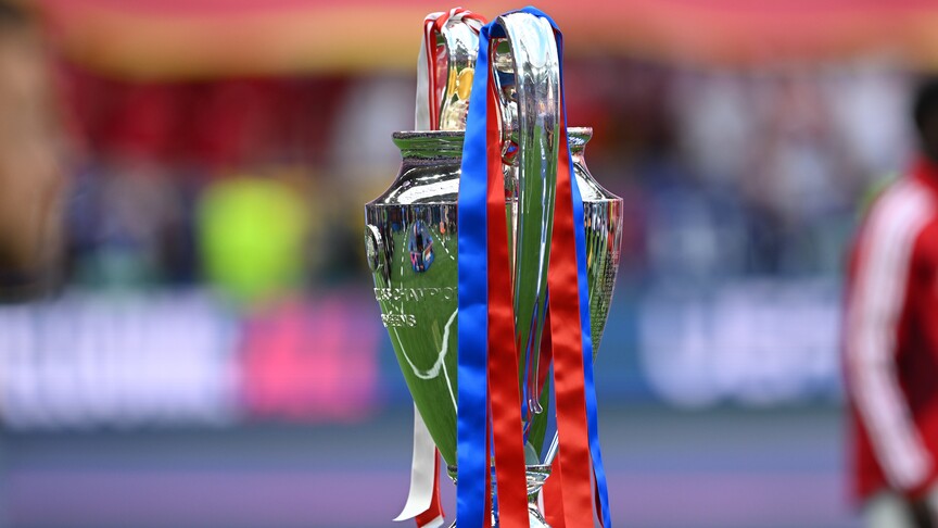 UEFA Şampiyonlar Ligi'nde lig aşamasının kuraları yarın çekilecek haber görseli