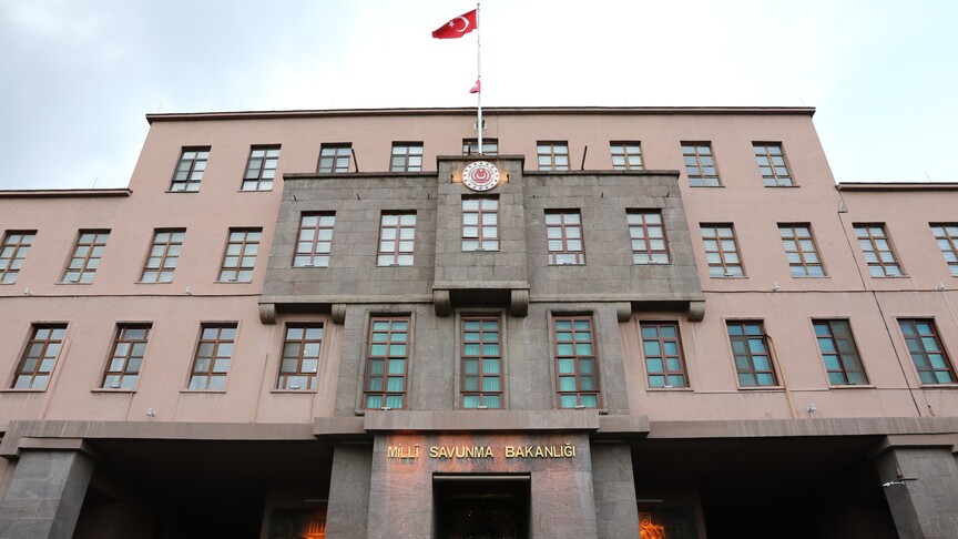 MSB: SDG'nin feshi, Suriye'de "tek devlet, tek ordu" anlayışının güçlendirilmesi bakımından önemli bir gelişme haber görseli