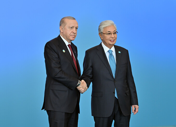 Presidenti turk dhe homologu i tij kazak diskutojnë në telefon marrëdhëniet dypalëshe dhe çështjet rajonale