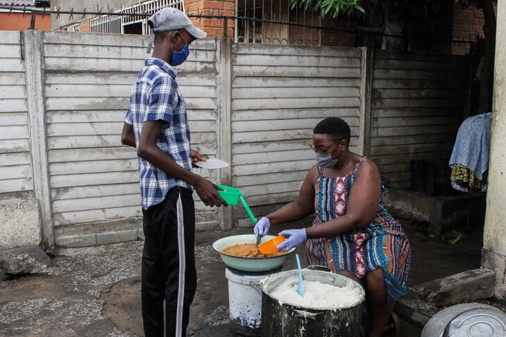 OKB  7 6 milionë njerëz në Zimbabve rrezikojnë të përballen me uri akute