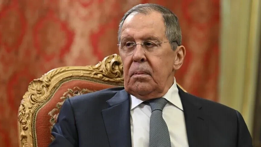 Ministri i Jashtëm rus akuzon Britaninë se po luan rolin  më negativ  në luftën në Ukrainë