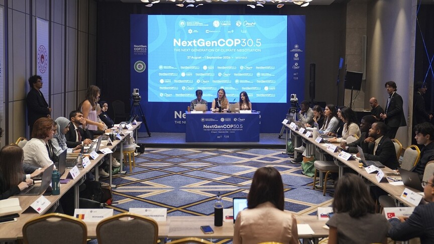 "NextGenCOP30.5: İklim Zirvesi ve Gençlik Diplomasi Simülasyonu Programı" ikinci günde sürüyor haber görseli