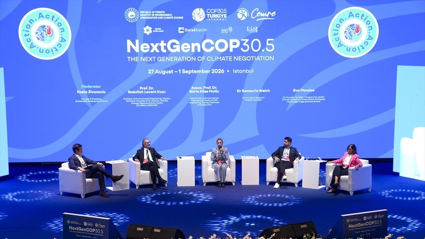 "NextGenCOP30.5: İklim Zirvesi ve Gençlik Diplomasi Simülasyonu Programı" ikinci gününde devam etti haber görseli