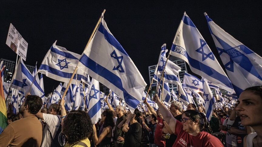 Prindërit në një shkollë në Tel Aviv hyjnë në grevë kundër pranimit të fëmijëve migrantë