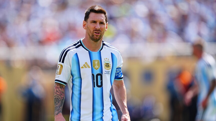 Messi, Arjantin milli takımına veda etti haber görseli