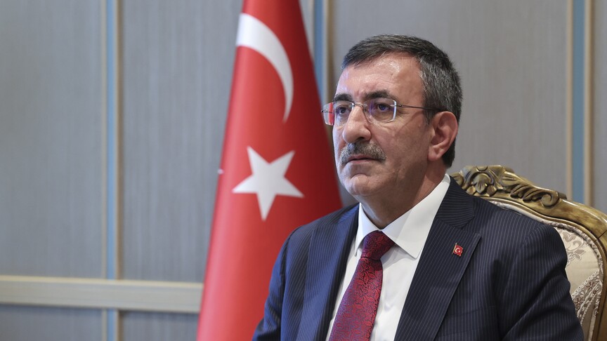 Cumhurbaşkanı Yardımcısı Yılmaz: Ekonomimiz dengeli bir büyüme patikası izlemeye devam etmektedir haber görseli