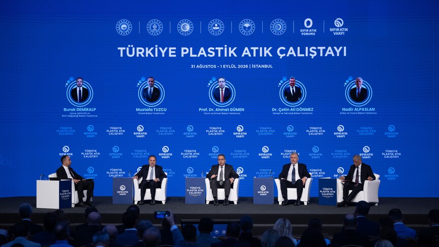 Türkiye Plastik Atık Çalıştayı İstanbul'da oturumlarla sürüyor haber görseli