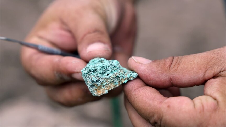 Çayönü Tepesi'nde M.Ö. 6900-6800 yıllarına tarihlenen 5 metrekarelik madencilik işliği bulundu haber görseli