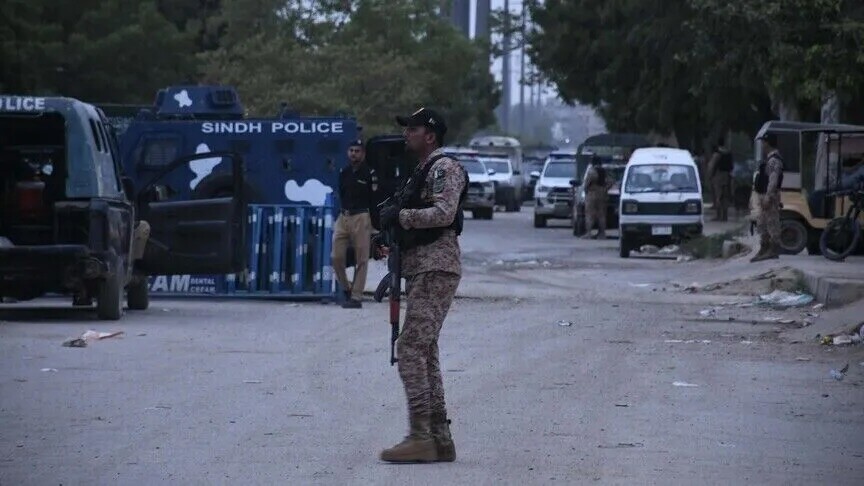 6 pjesëtarë të forcave të sigurisë dhe 21 militantë vriten në operacionet në jugperëndim të Pakistanit