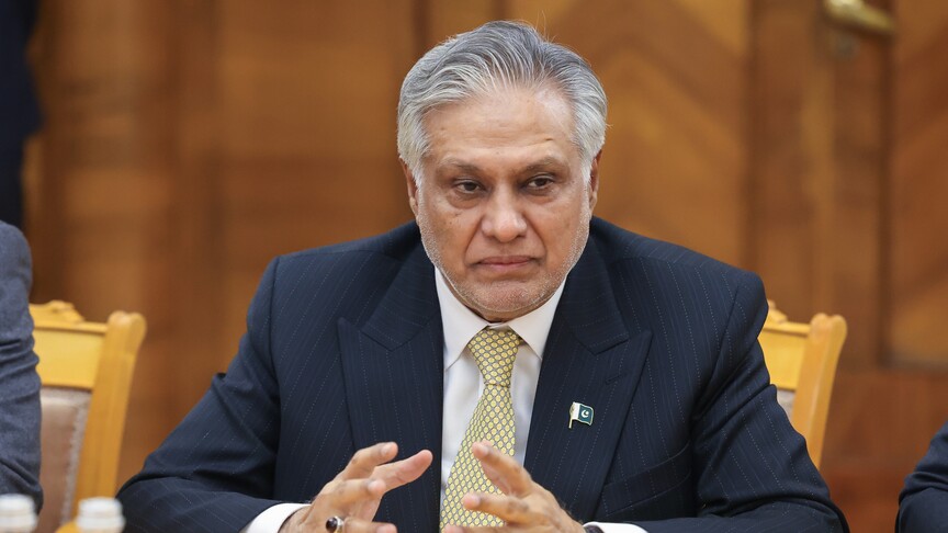 Pakistan's top diplomat says 'sincere implementation' of Islamabad MoU is only way to end US-Iran conflict; meeting held on SCO sidelines