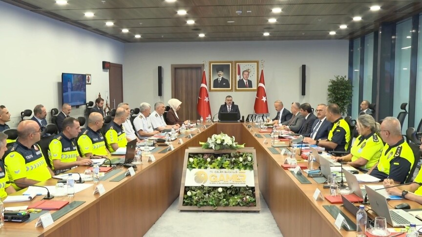 Motosiklet Denetimleri Eylem Planı'na ilişkin güvenlik toplantısı yapıldı haber görseli