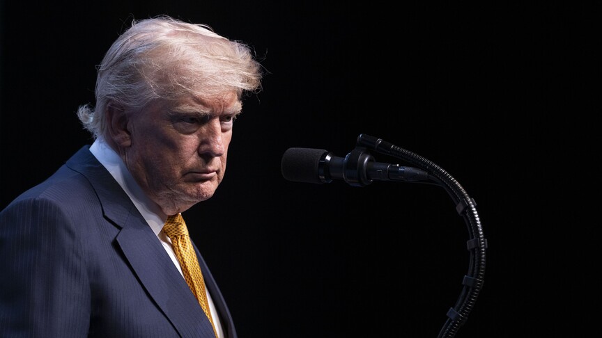 ABD Başkanı Trump'ın İran'a sınırlı saldırılar düzenlenmesini değerlendirdiği iddia edildi haber görseli